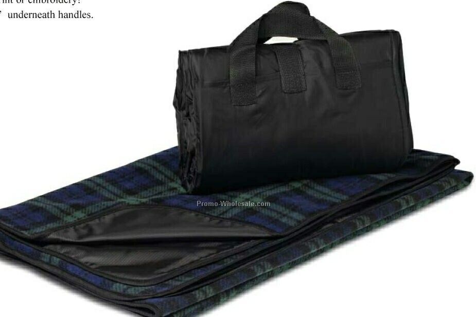 Wolfmark 50"x60" Navy Blue Fleece Explorer Blanket