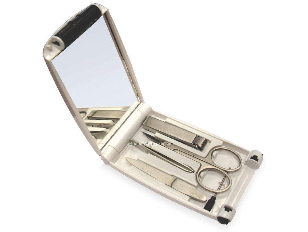 4-in-1 Lighted Manicure Set With Mirror