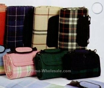 Picnic Plus 48"x60" Plaid Mega Mat W/ Shoulder Strap (Beige Traditional)