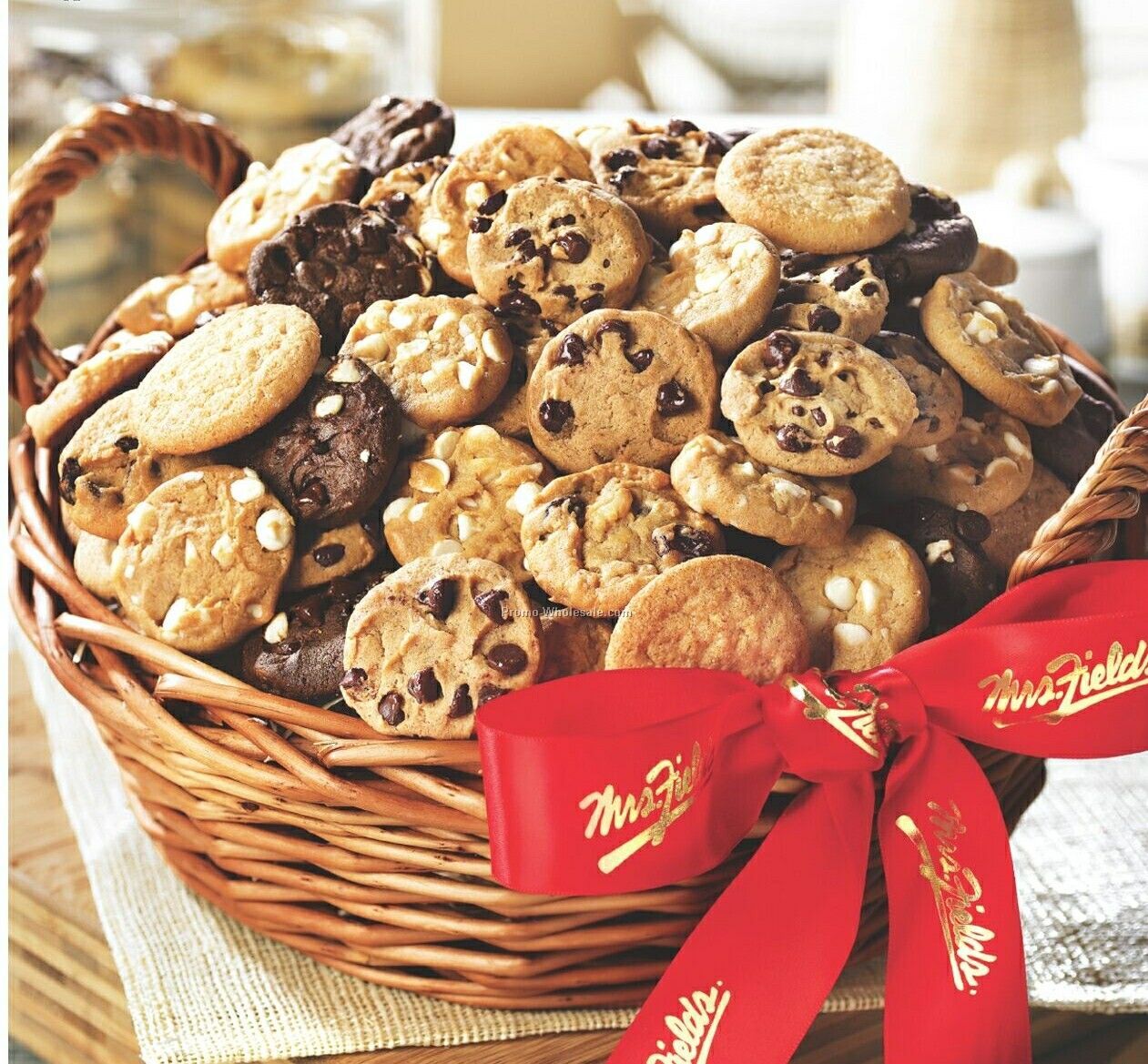 60-Nibblers-Bite-Size-Cookies-Basket_200