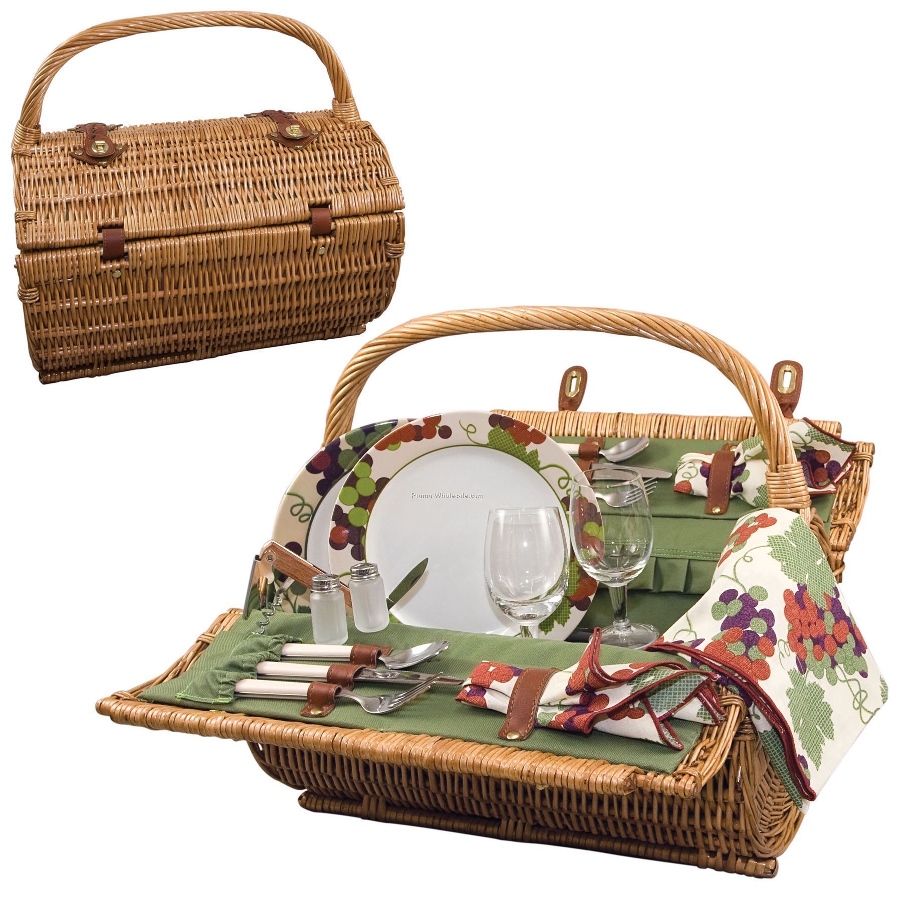 Barrel Uniquely Shaped Picnic Basket With Service For 2