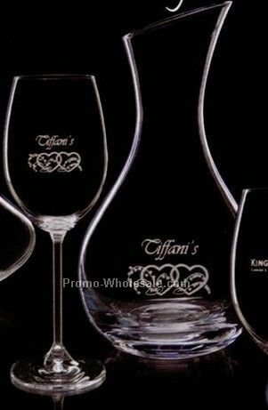 Shelby Carafe & 2 Wine Glasses