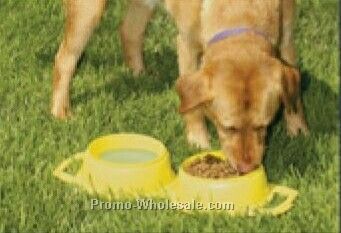 The Pet King Portable Feeding And Watering Unit