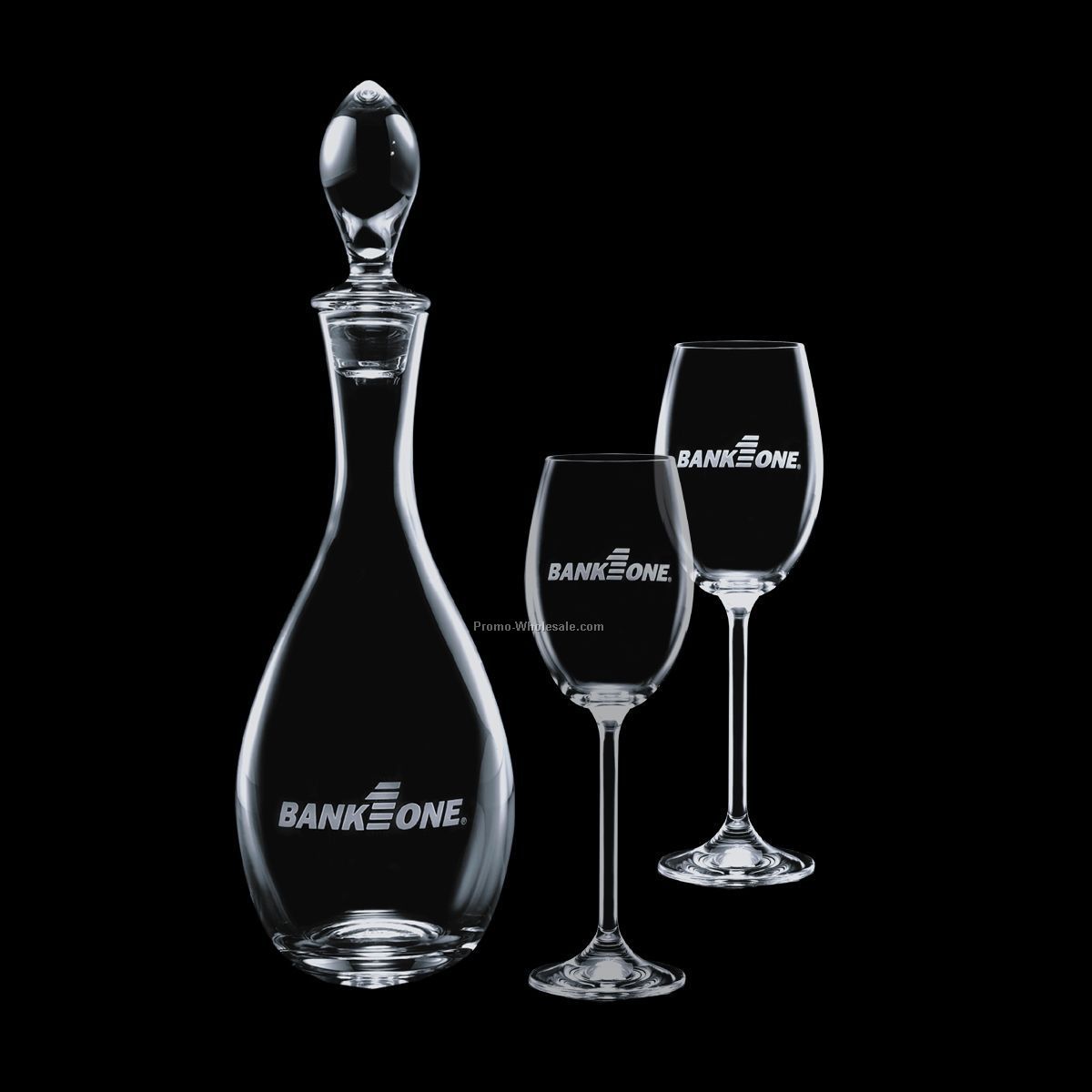 32 Oz. Malvern Decanter & 2 Wine Glasses