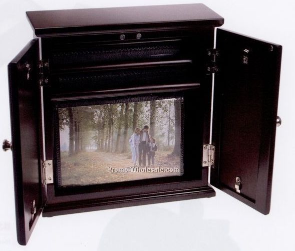 Beautiful Album Chest W/4 Frame At Front Store