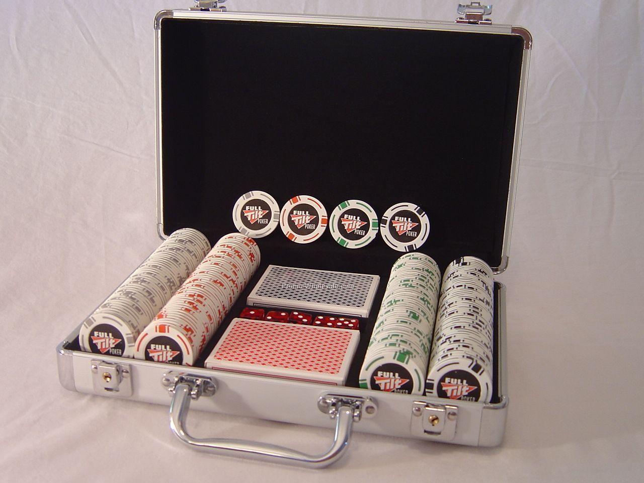 Silver Aluminum 200 Chip Set (2-color)