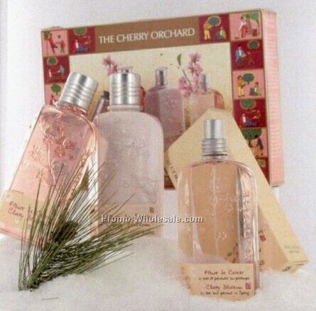 The Cherry Orchard Bath Set