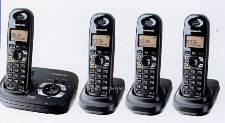 Panasonic 5.8 Ghz Digital Fhss Phone W/ 4 Handsets