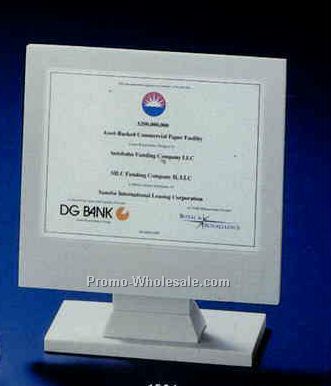 7-3/8"x6-3/8"x2-3/4" Computer Screen Embedment / Award