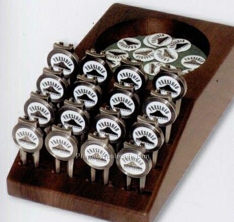 Divot Repair Tool Counter Display Fixture (Walnut)