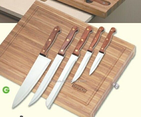 Bamboo Cutting Board With Knives