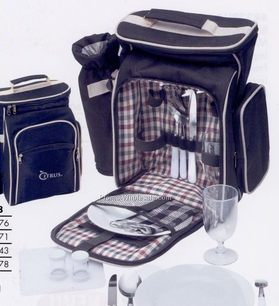 Maxam 17-piece Picnic Set In Backpack - Screen Printed (Standard Service)