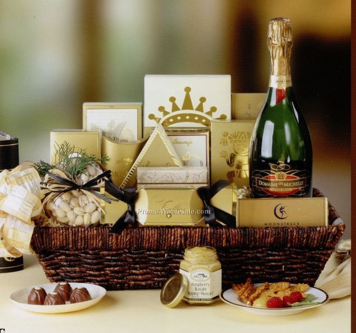 18"x13"x6" Champagne Wishes - Champagne & Snacks