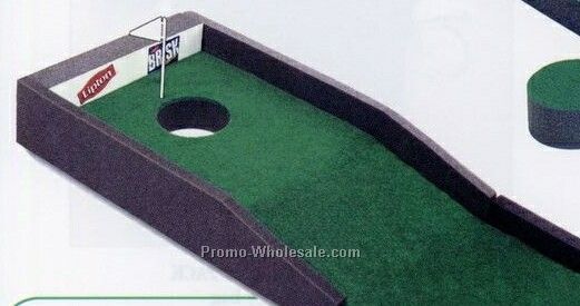 Challenger Golf Putting Green