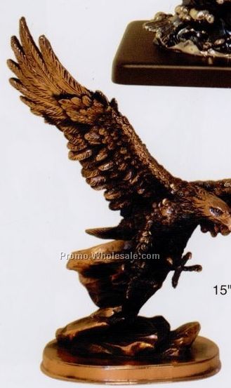 Flying Eagle Figurine(B)