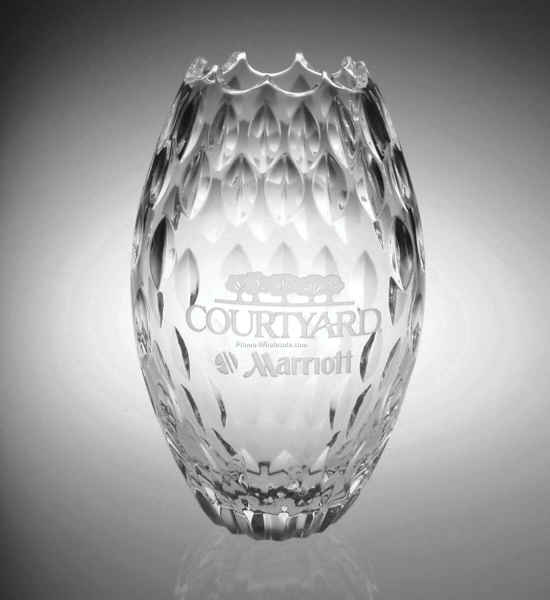 Peak Top Oval Vase Award (Clear)