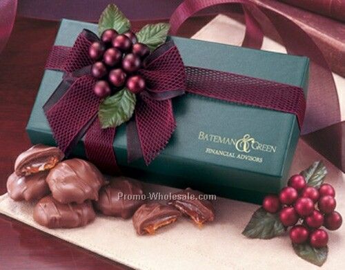 Pecan Turtles W/ Green Gift Box