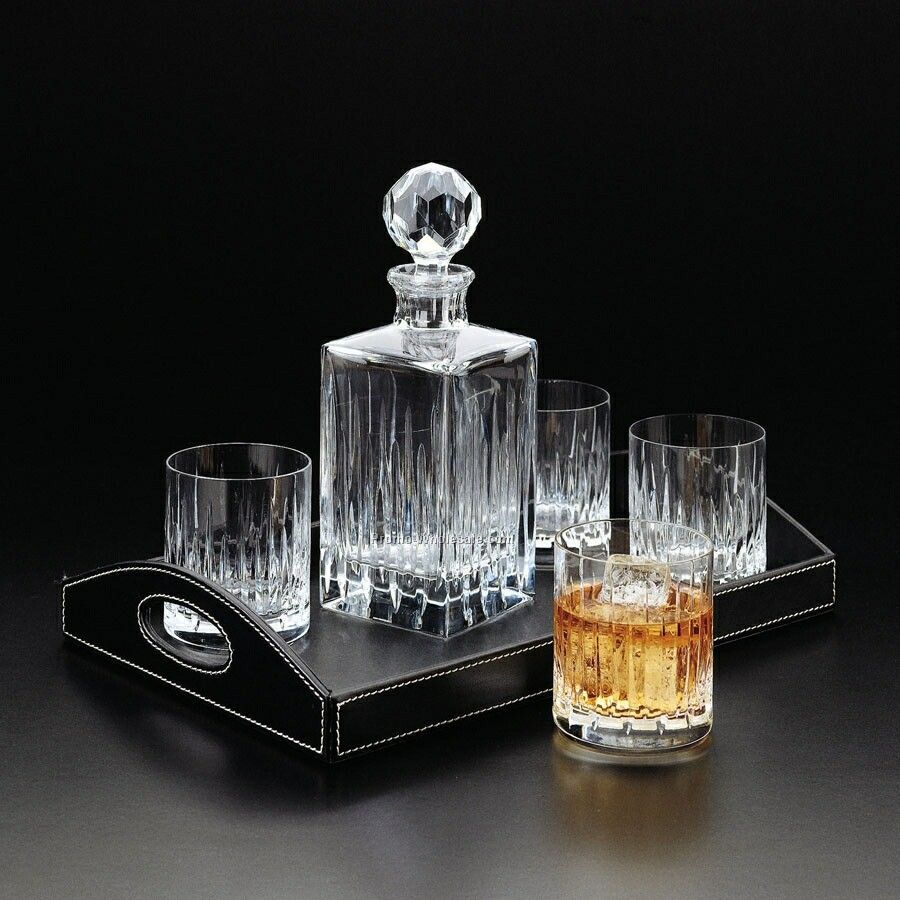 Reed & Barton Decanter With 4 Dof Glasses & Leather Tray