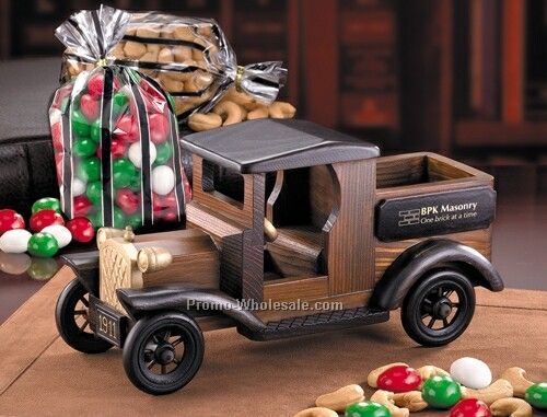 1911 Pickup Truck W/Extra Fancy Jumbo Cashews & Chocolate Gourmet Mints
