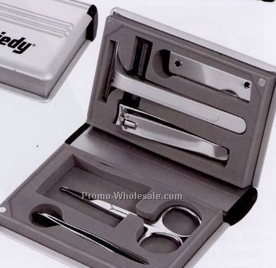 Minya Razor/Manicure Set In Aluminum Case