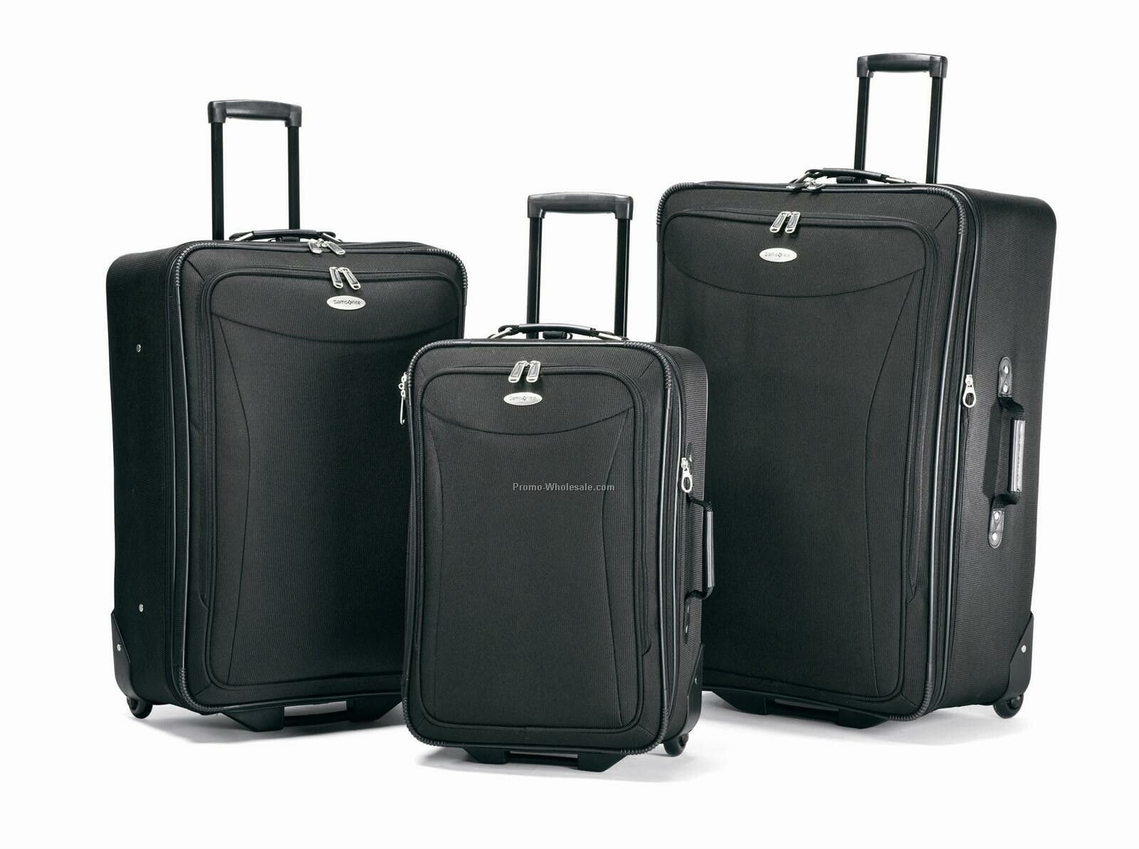 Tessera 3 Pc. Set Luggage