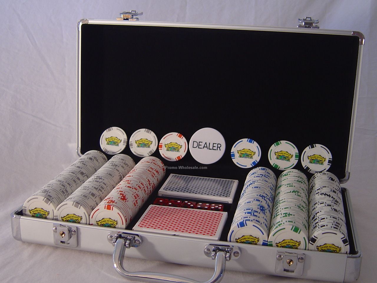 Silver Aluminum 300 Chip Set (4-color)