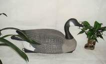 The Judge Full Body Goose Decoy - Feeding Flocked