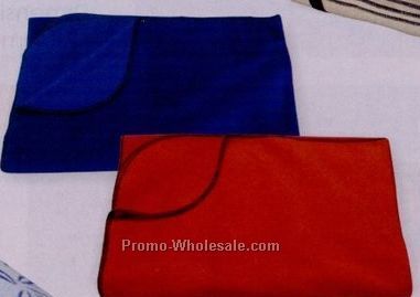 100% Polyester Basic Fleece Blanket