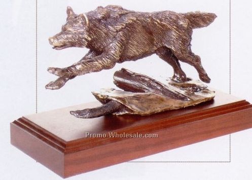 7-1/2" Leading The Pack Wolf Sculpture