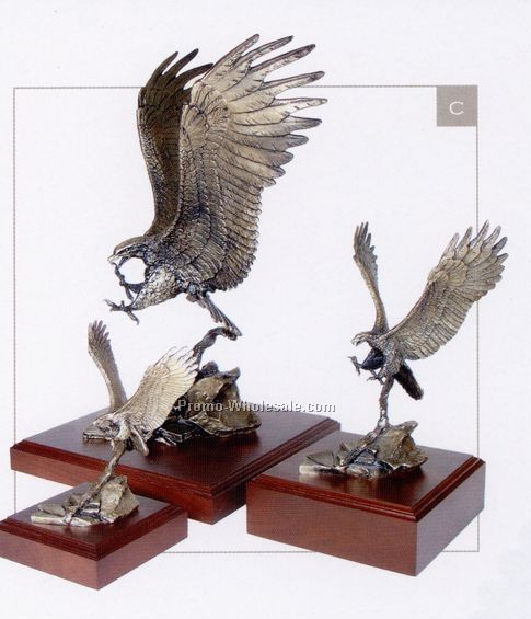 9-1/2" Dead Aim Eagle Sculpture