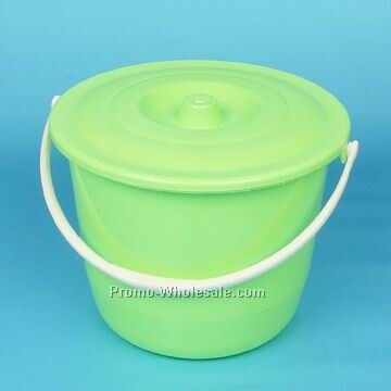 Bucket W/Handle