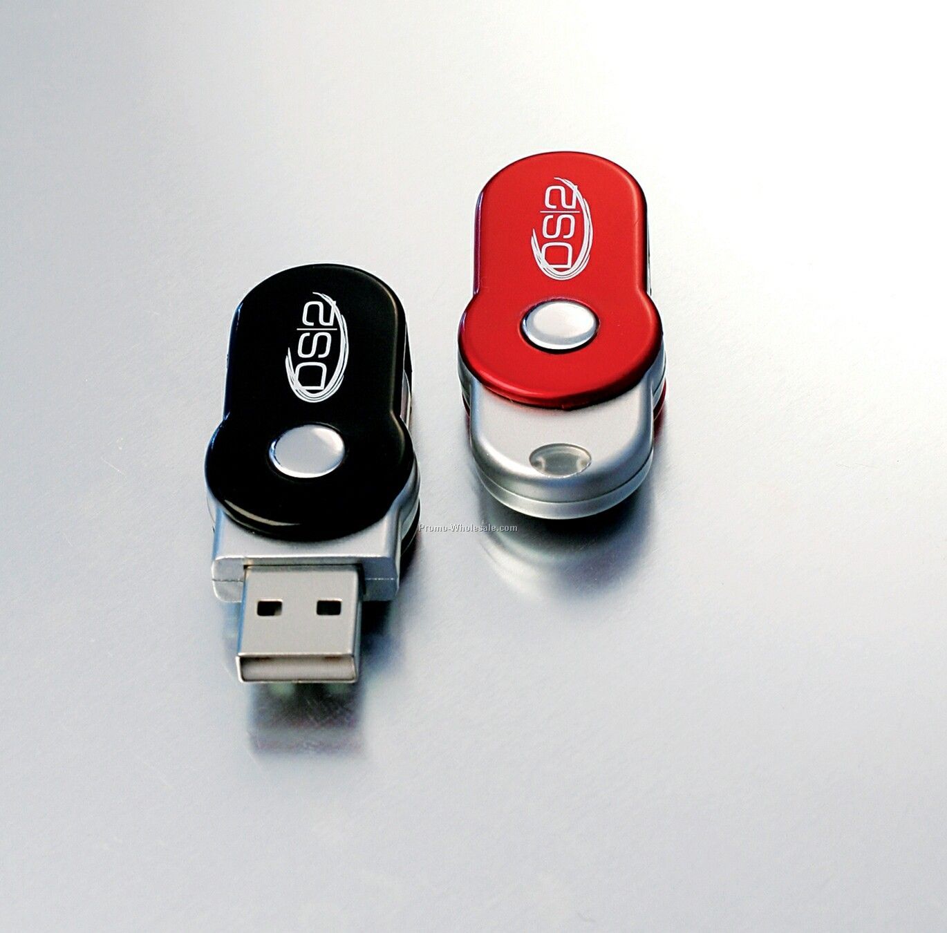 Flash Drive W/ Brushed Aluminum Surface & Retractable Capless Design