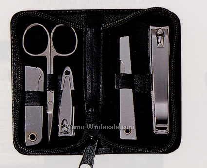 4-1/4"x2-1/4"x1" Deluxe Chrome Plated Mini-manicure Kit