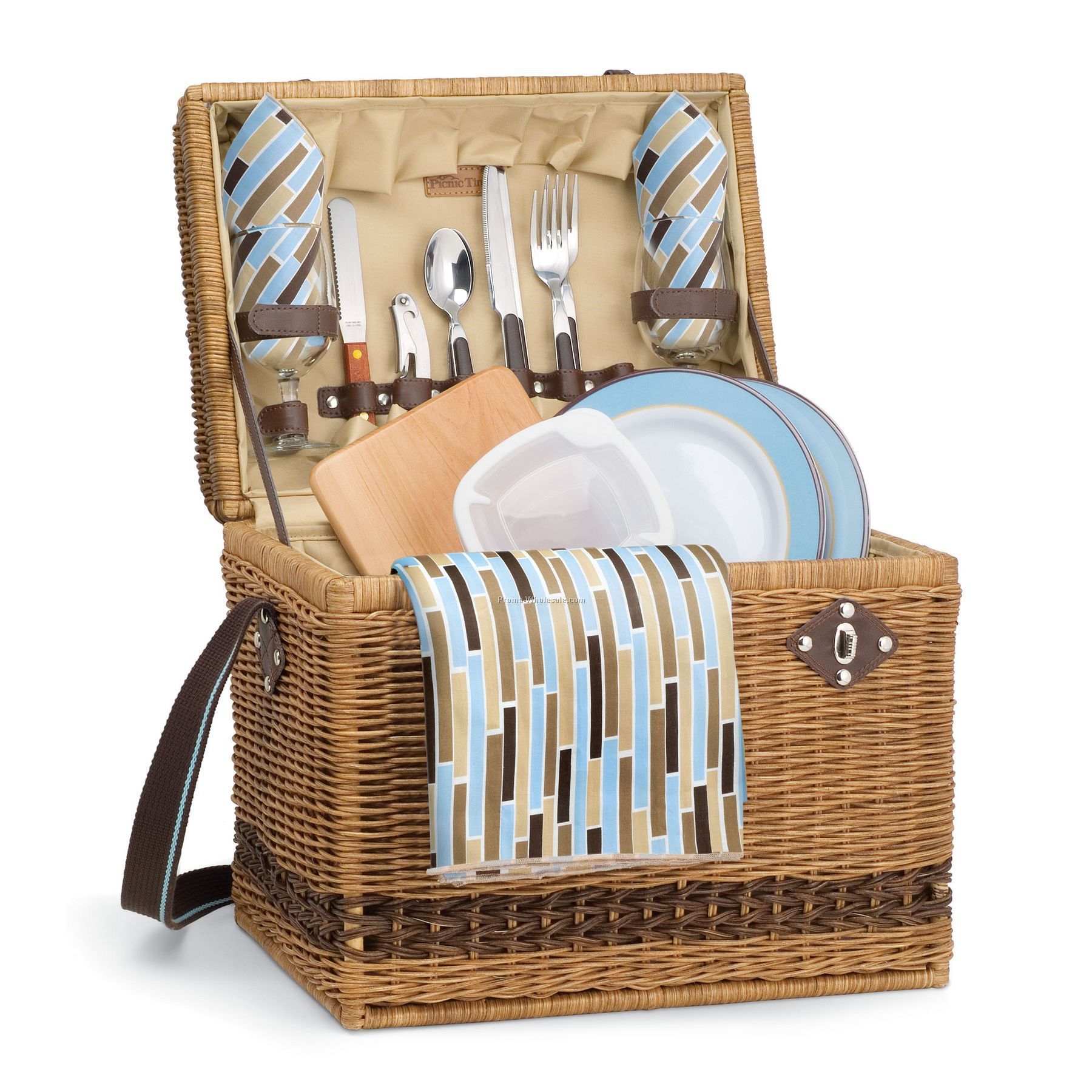 Yellowstone - Driftwood Picnic Basket With Deluxe Service For 2