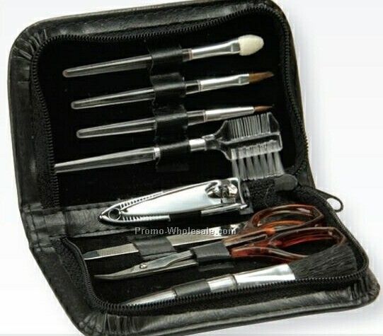 8 Piece Manicure & Brush Kit