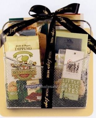 Business Classics Green Silver Mesh Gift Basket