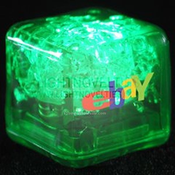 Liquid Activated Light Up Ice Cube (Green)