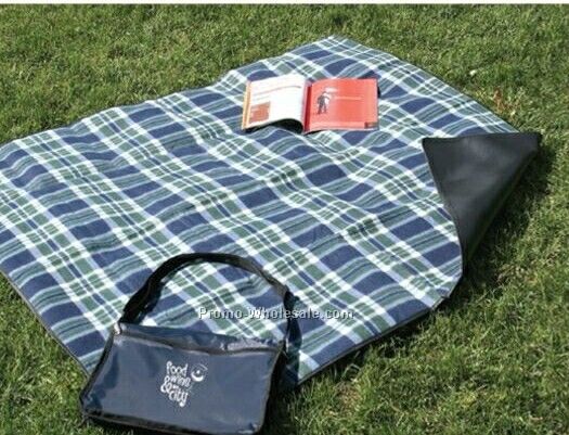 Plaid Fleece Blanket With Blue Backing And Case (Unprinted)