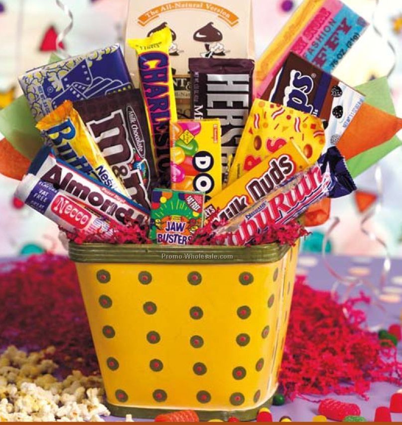 Small Sweet Nostalgia Gift Basket