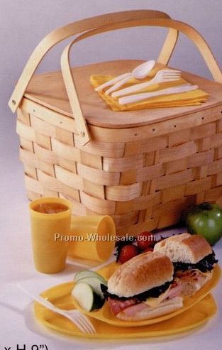 The Romancer Basket