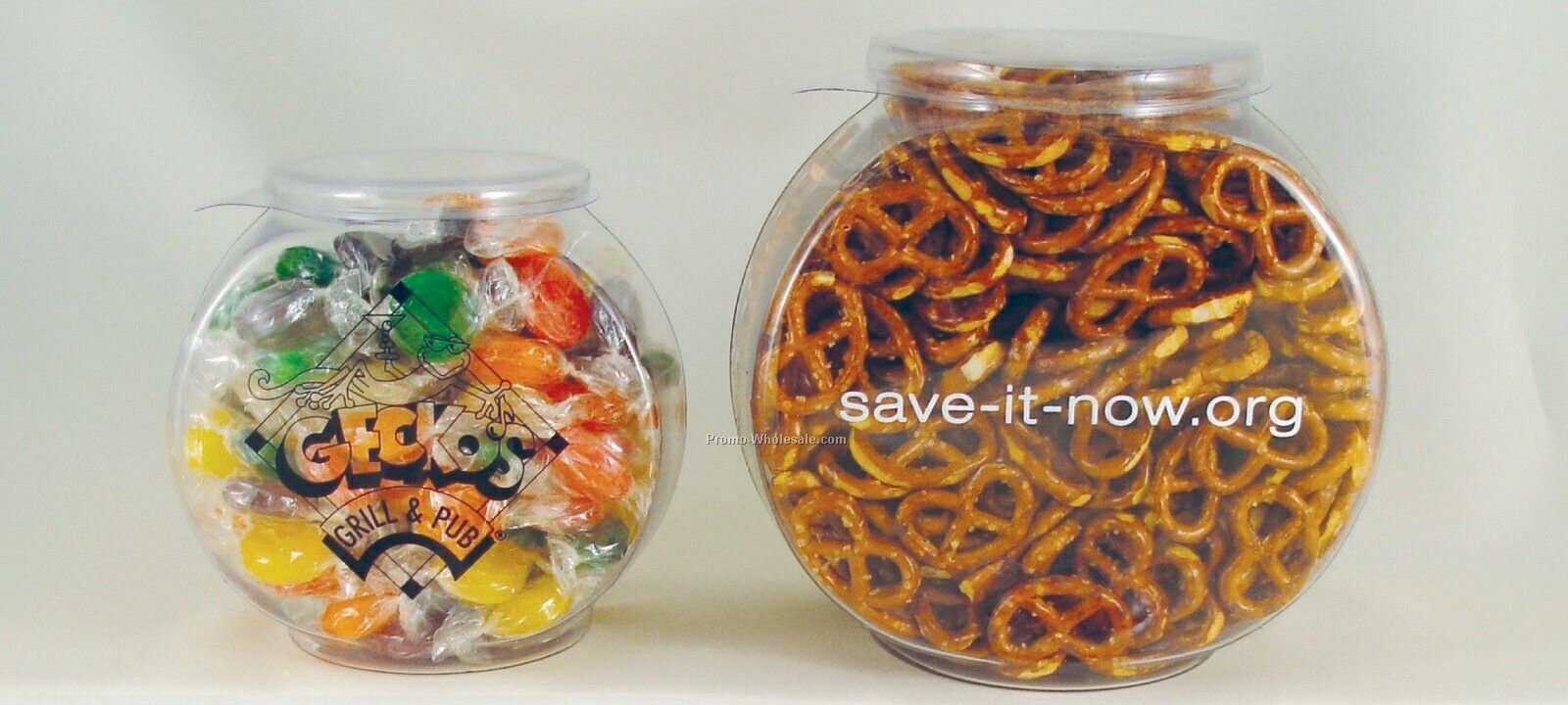 1 Quart Plastic Fishbowl Filled W/ Salted Pretzels 5-1/2"x3-5/8"x5-3/8"