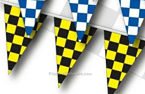 30' 8 Mil Triangle Checkered Race Track Pennant - Black/ Yellow