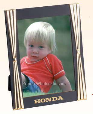 6-3/4"x8-3/4" Deluxe Brass 5"x7" Photo Frame (Screened)