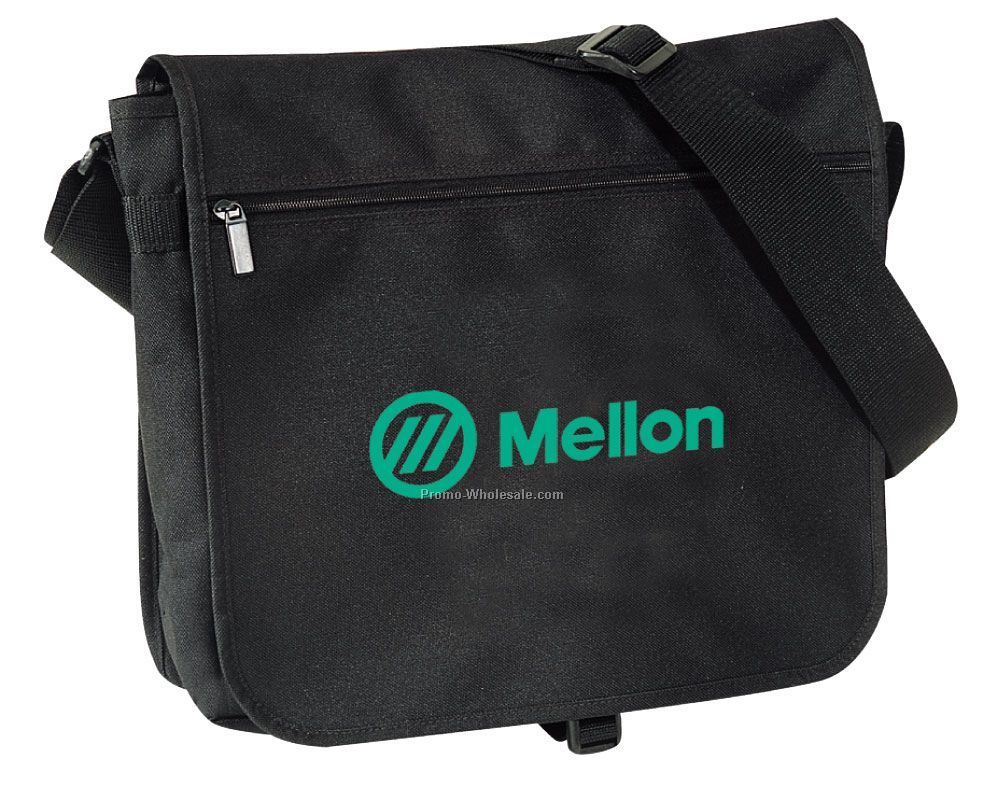 Medium Messenger Bag