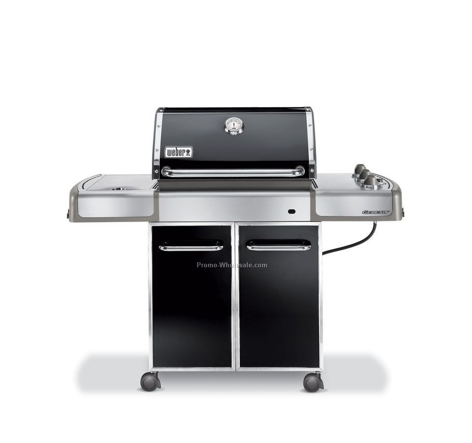 Weber Genesis E-320 Gas Grill