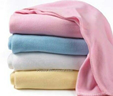 Wolfmark 30"x40" Pink Fleece Crib Blanket