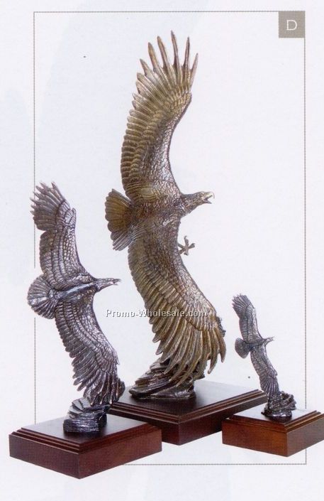 25" Majestic Monarch Bronze Eagle Sculpture