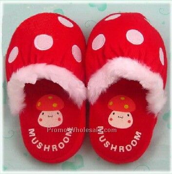 Plush Slipper With Dots