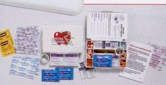 4"x6"x1-1/2" Travel First Aid Kit