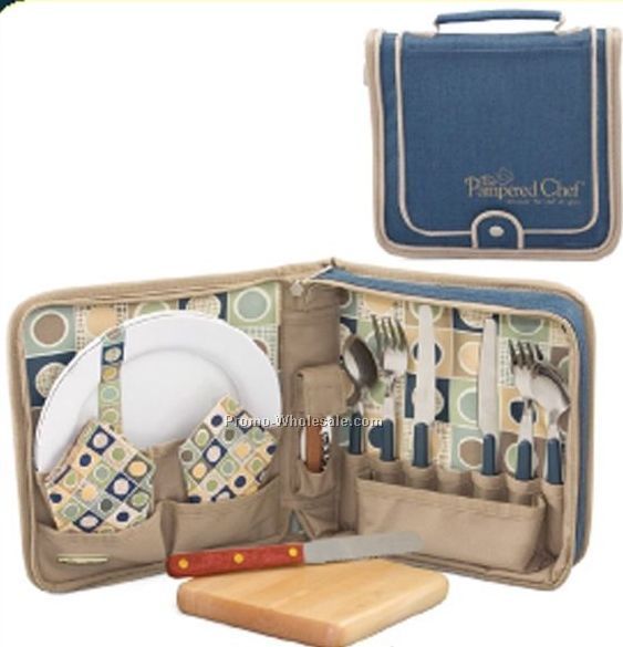 Piatto - Equinox Travel Pack With Deluxe Wine & Cheese Service For 2